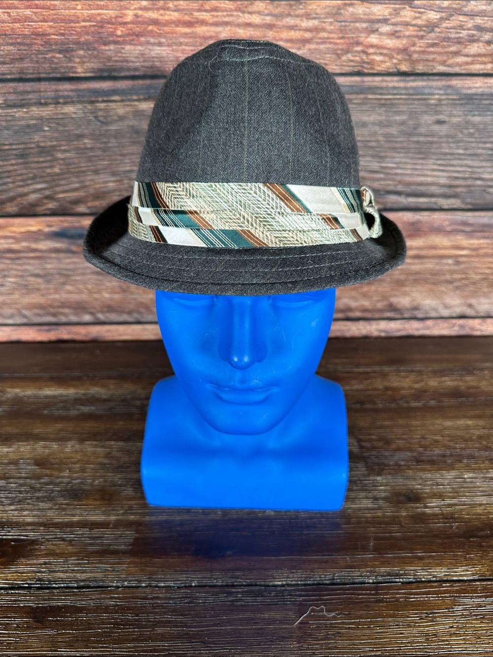 Goorin Bros Grey Fedora with Green pinstripes and silk band!